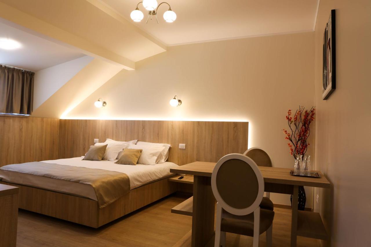 Reve Mariage Hotel Букурещ Екстериор снимка